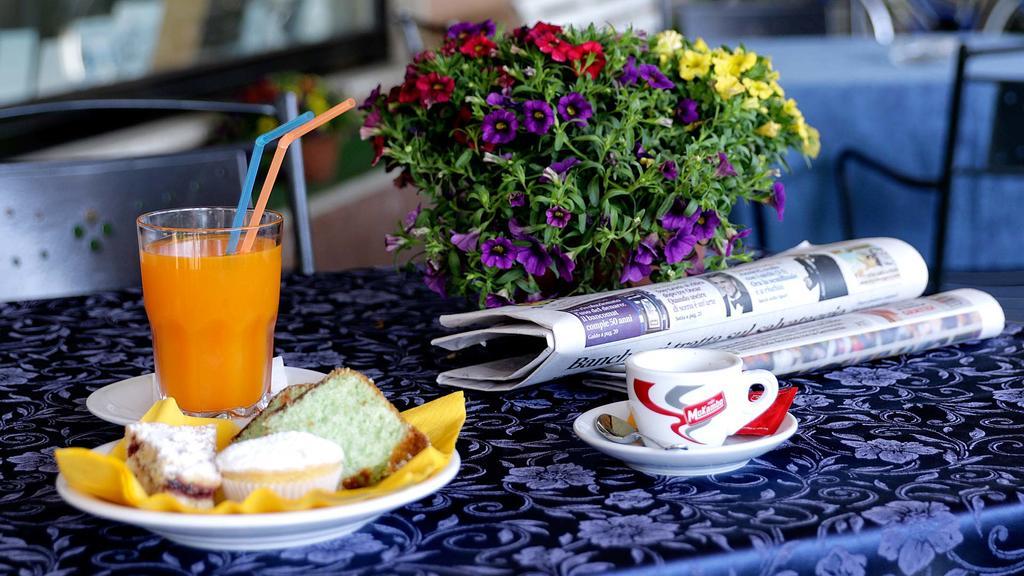 Hotel Bellariva Пескара Экстерьер фото